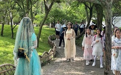 疯狂揉小泬到失禁高潮GL的图片